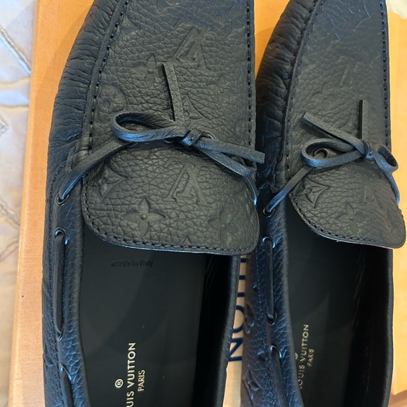 New Louis Vuitton Hockenheim Moccasin - Elegance Meets Comfort - Picture 4 of 4